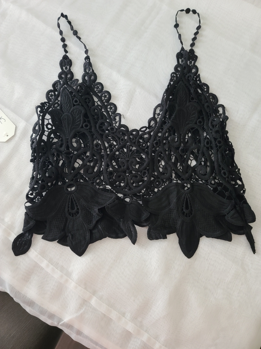 Sadie & Sage Black Lace Crochet Crop Top